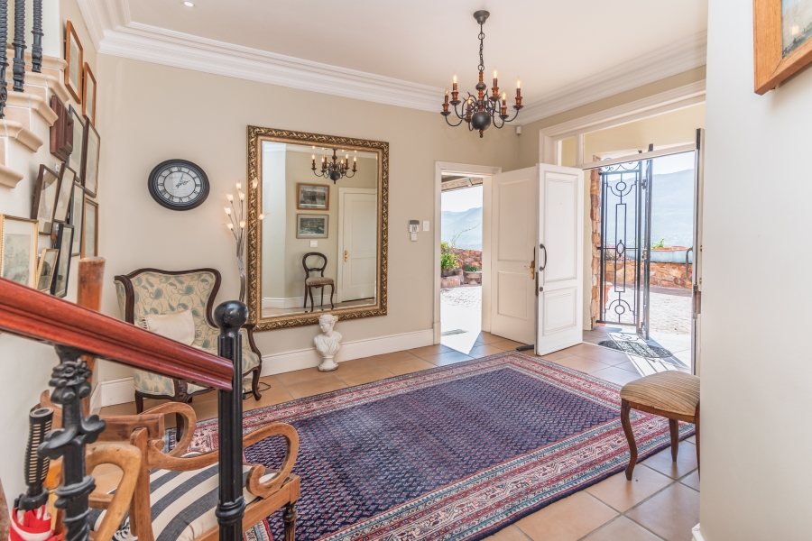 To Let 4 Bedroom Property for Rent in Fish Hoek Western Cape